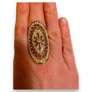 ‼️LAST CHANCE‼️ 🎉HP🎉 Oversized Gold Tone & Rhinestone Cocktail Ring | Size 7/8